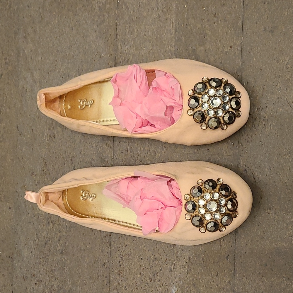 Gap kids embellished flats peach